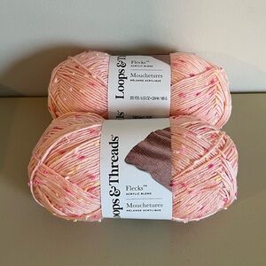 Loops & Threads Flecks Yarn Duo in Peachy